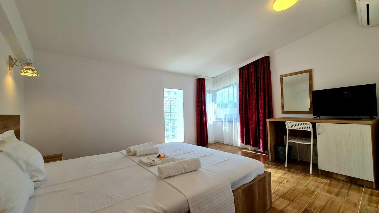 Elina2 Hotel Techirghiol Eksteriør billede